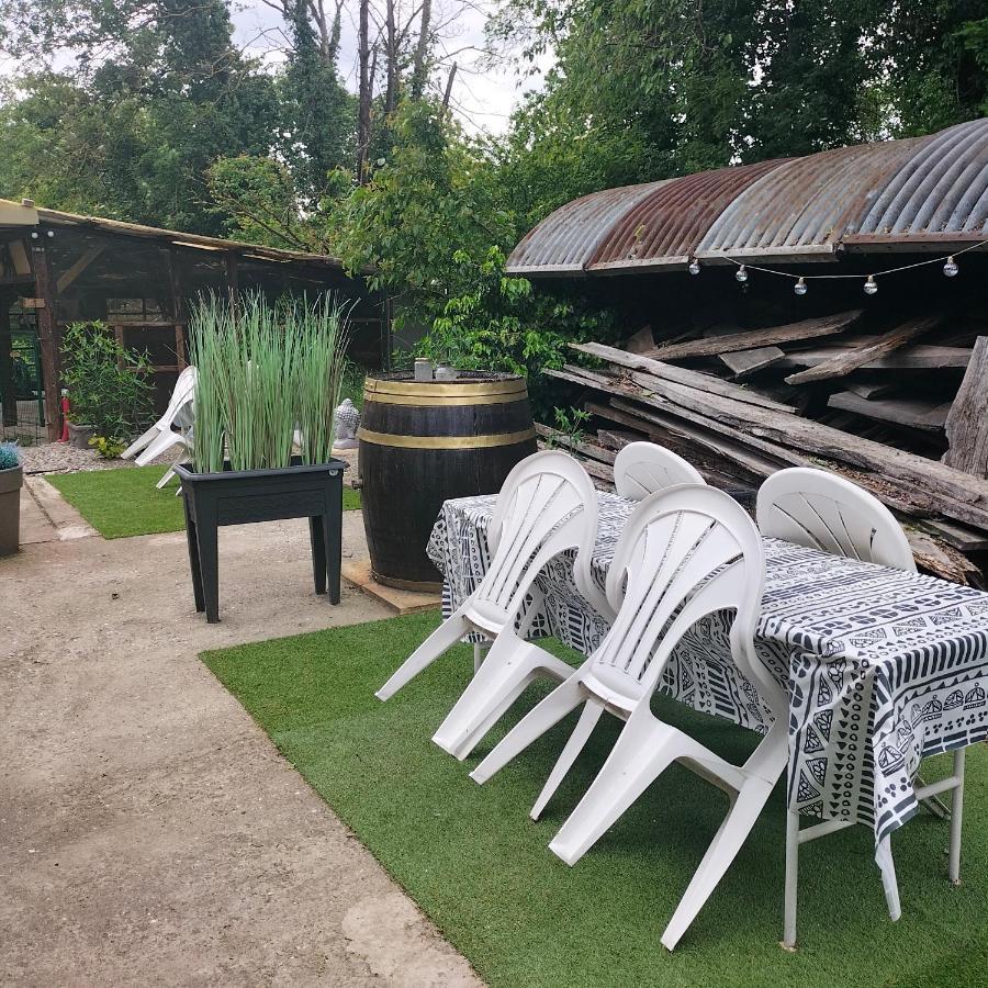 Le Chene: Petit Chalet Cosy Proche De Mulhouse Riedisheim Exterior photo